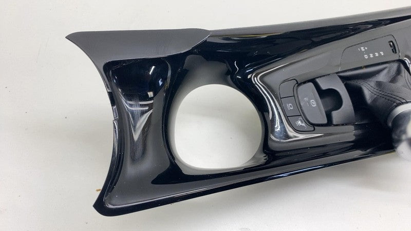 ⭕ 18-22 Toyota C-HR Transmission Gear Shifter Gaiter & Surround Trim Auto CVT