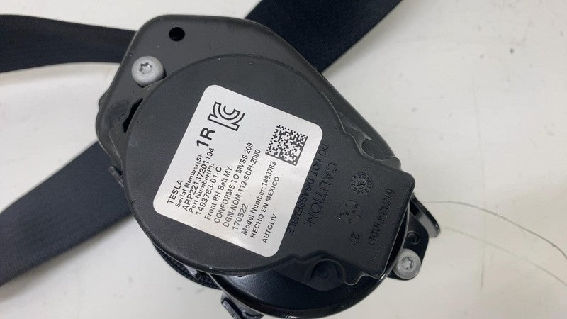 ⭕ 20-23 Tesla Model Y Front Right 1st Row Seat Belt and Retractor 1493