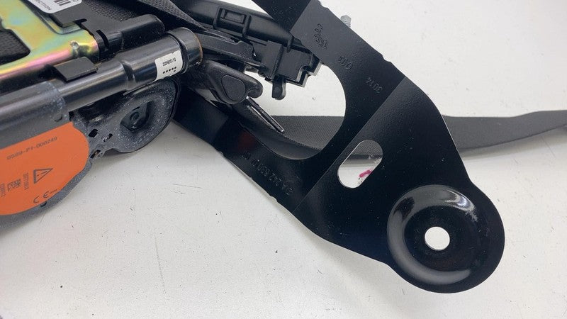 0589-P1-000249 ⭕ 2014-2015 Mercedes-Benz B Electric Drive Front Left Seatbelt & Retractor Assy
