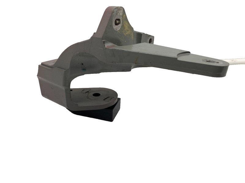 ⭕ 16-20 Model S Front Passenger Engine Mount Support Bracket Right 1077751-00-E
