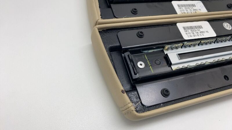 102423910B 2012-2015 Tesla Model S MS PAIR Left & Right Center Console Armrest Pad Tan Assy