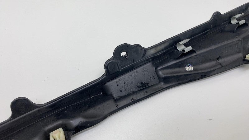 51717359258 2021 BMW 530e 530eX Front Radiator Support Lower Section Protection 5171 7359258