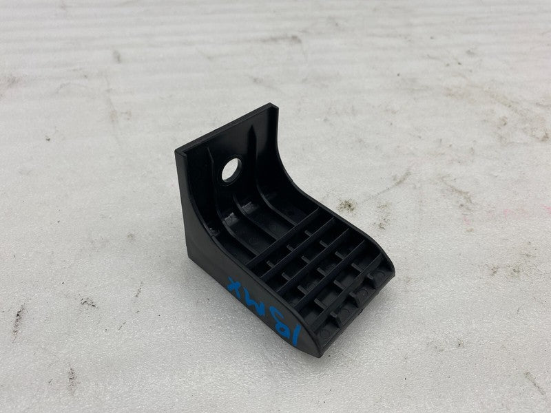 1109511 00 B ⭕ 2016-2020 Tesla Model X MX 5-Seater Gap Hider Harpoon Bracket OEM 1109511-00-B