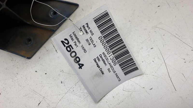 ⭕ 2017-2023 Tesla Model 3 Front Right Reinforcement Rail Extension Cru