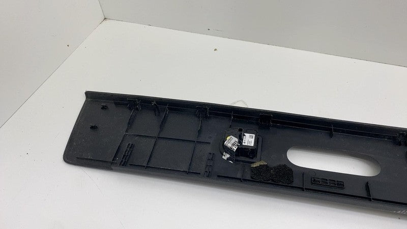 PT00000355-H ⭕ 22-24 Rivian R1T Left Trunk Cargo Pick Up Box Upper Molding Panel PT00030675E