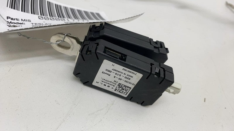 ⭕ 20-23 Model Y MY Rear Trunk Liftgate Harness w/ Antenna Amplifier 14