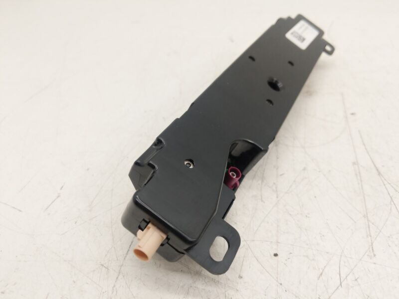 1585601 00 D ⭕ 2017-2023 Tesla Model 3 Y WiFi Bluetooth Antenna Control Module 1585601-99-D