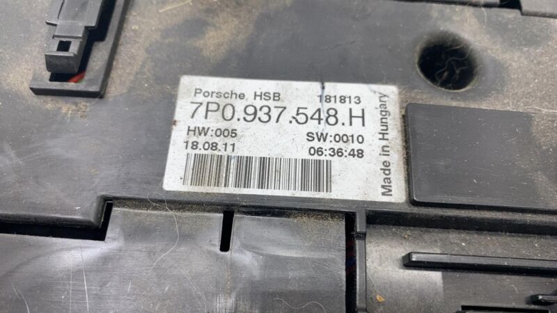 7P0937548H 2011-2018 Porsche Cayenne S Rear Trunk Fuse Relay Junction Box 7P0937548H OEM