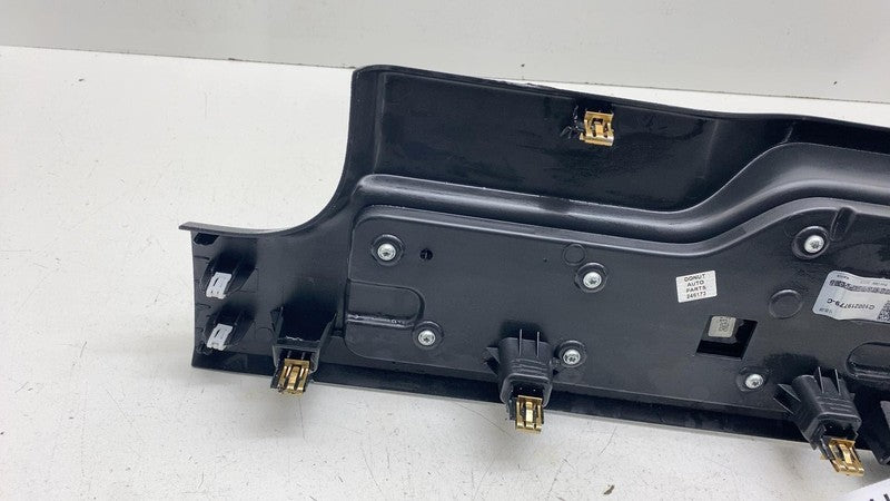 C100219779C ⭕ 25 Rivian R1S Rear Right Scuff Plate Panel w/ C-Pillar Cover Trim C100219779-C