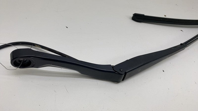 ⭕ 2017-2023 Tesla Model 3 Front Driver Side Windshield Wiper Arm & Bla