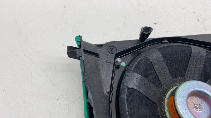 ⭕ 2017-2023 BMW 540i Right Side Center Subwoofer Audio Speaker RH 6513