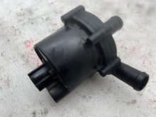 ⭕ 16-20 Model S X Cooling System Auxiliary Water Coolant Pump FWD 1035348-00-F