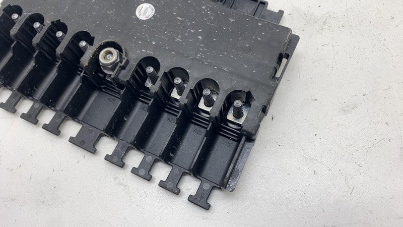 ⭕22 Mercedes Benz EQS450+ Engine Compartment Fuse Relay Junction Box A