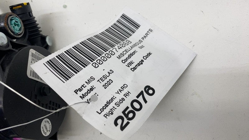 108127901H ⭕ 2017-2023 Tesla Model 3 Front Right 1st Row Seat Belt & Retractor 1081279-01-H