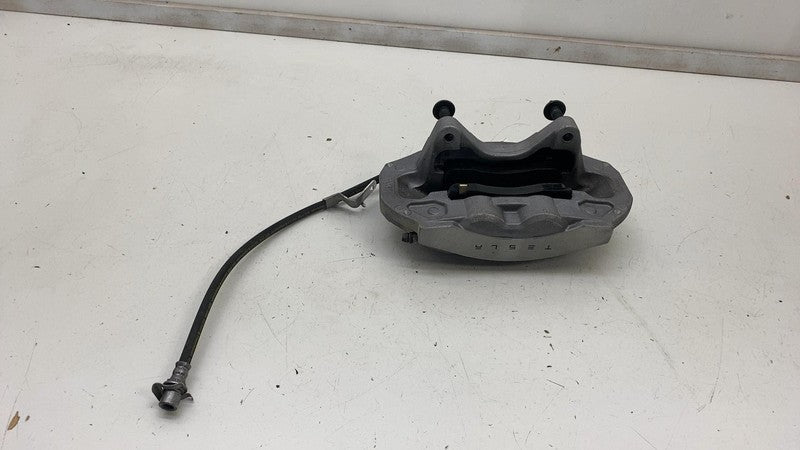 104462200E ⭕ 2017-2023 Tesla Model 3 Front Passenger Side Brake Caliper Right 1044622-00-E