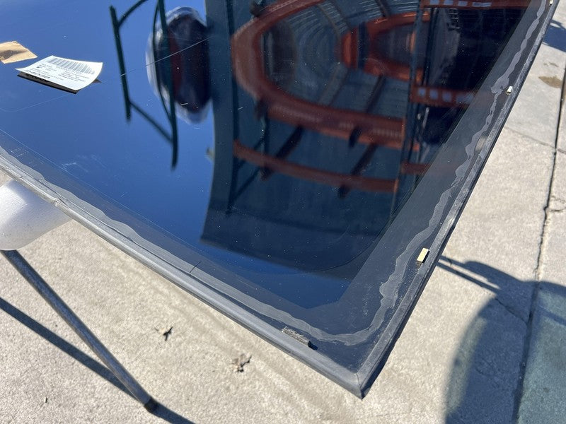 ⭕ 17-20 Model 3 M3 Rear Trunk Panoramic Backlite Glass Back Section 14