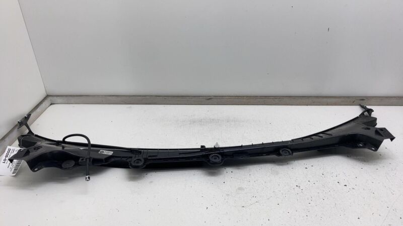 171249301E 2024-2025 Tesla Model 3 Front Windshield Wiper Cowl Screen Underhood Trim Panel