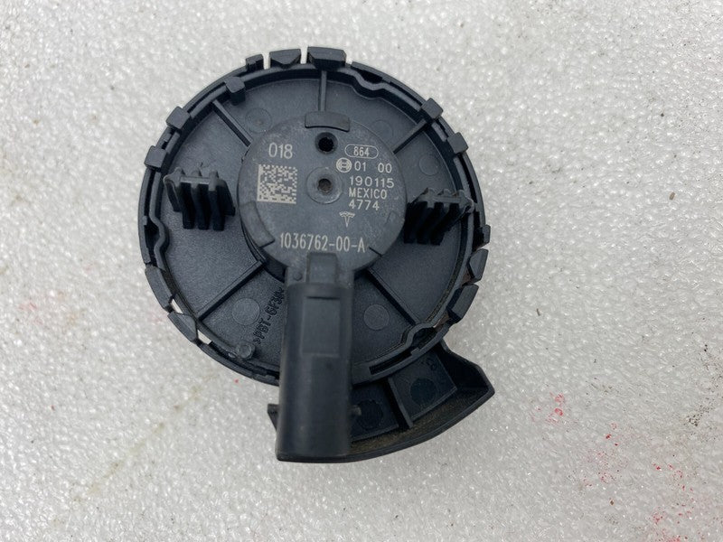 1036762 00 A ⭕16-20 Tesla Model X Left = Right Door Impact Crash Pressure Sensor 1036762-00-A