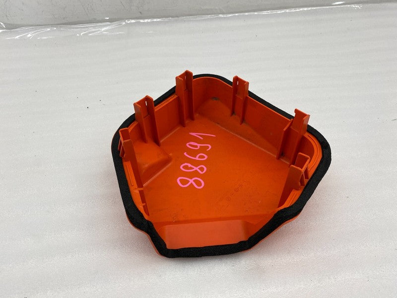 1095565 00 C ⭕17-23 Tesla Model 3 Charge Port System Inlet Close Out Panel Cover 1095565-00-C