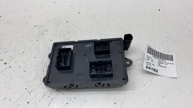 PT00031575E 2022-2024 Rivian R1T R1S Left Dash Fusebox Power Relay Control Module ECM Assy