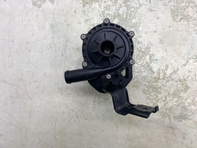 2016-2020 Tesla Model S MS Electric Auxiliary Coolant Water Pump w/ Bracket Assy
