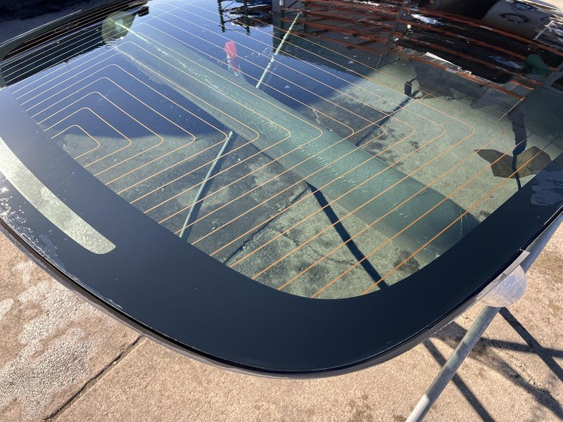 ⭕ 17-20 Model 3 M3 Rear Trunk Panoramic Backlite Glass Back Section 14