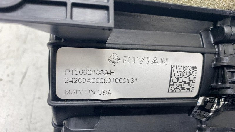 PT00001839H ⭕2025 Rivian R1S Rear HVAC A/C Center Lower Air Duct Vent OEM PT00001839-H