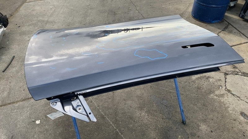 ⭕20-24 Tesla Model Y Front Passenger Side Door Shell Panel Right OEM G