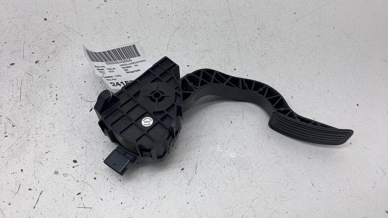 1007769 2017-2023 Tesla Model 3 Front Accelerator Gas Pedal Throttle Sensor Pad OEM