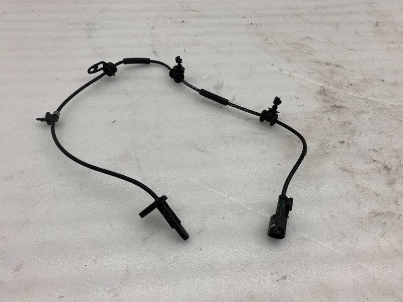 104476100E ⭕17-23 Model 3 Front Left or Right Anti-Lock ABS Wheel Speed Sensor 1044761-00-E