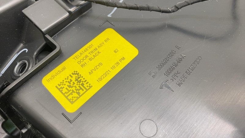 1608618-00-A ⭕21-23 Tesla Model 3 Rear Passenger Side Door Panel Trim Card Right 1608618-00-A