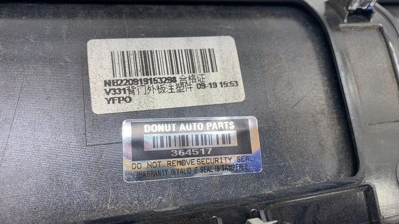 32259054 ⭕ 21-24 Polestar 2 Rear Trunk Lid Spoiler Lip Molding Trim Assy Silver 32259054