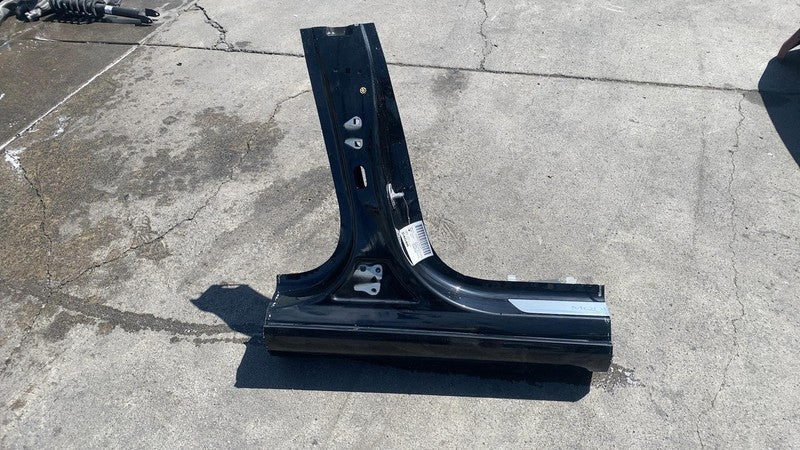 2017-2023 Tesla Model 3 Right Lower Side Skirt Middle B-Pillar Threshold Cutout