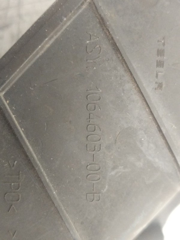 ⭕ 2016-2020 Tesla Model X Front Passenger Side Hood Hinge Cover Trim R