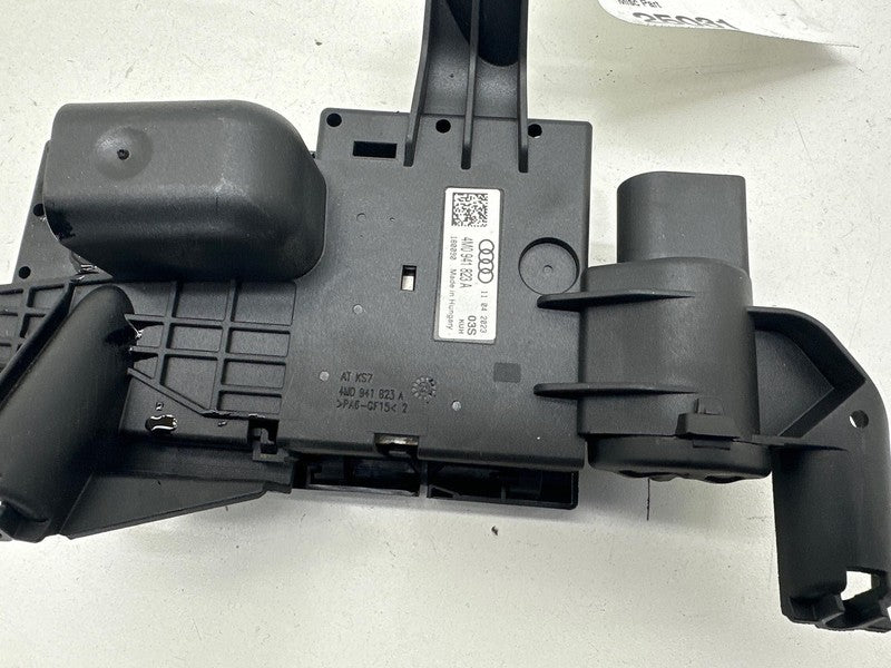 4M0 941 823 A ⭕ 18-24 Porsche Cayenne Positive Terminal Fuse Battery Junction Box 4M0941823A