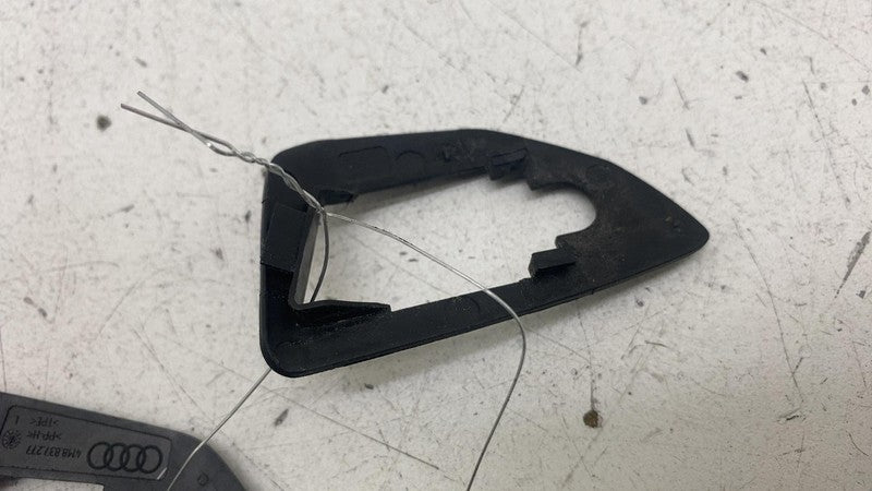 ⭕ 19-23 Audi E-Tron Front & Rear Left Handle Outside Gasket 4M8837277/
