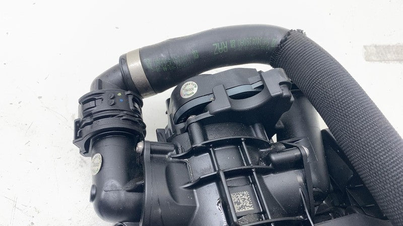 ⭕ 21-23 BMW 530e 330i xDrive Engine Coolant Thermostat Heat Management Housing