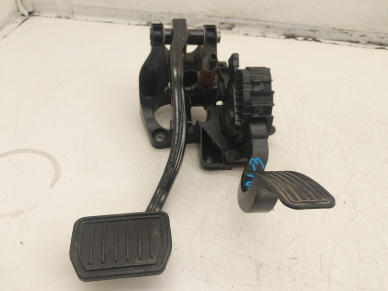 ⭕ 17-23 Tesla Model 3 Accelerator & Brake Foot Pedal w/ Switch Base 10