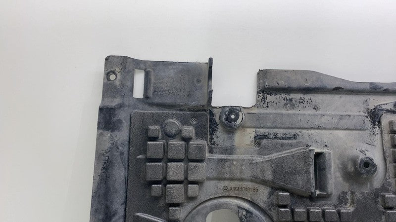 A1665200723 2016-2019 Mercedes-Benz GLE350 Center Under Body Floor Splash Guard Shield OEM