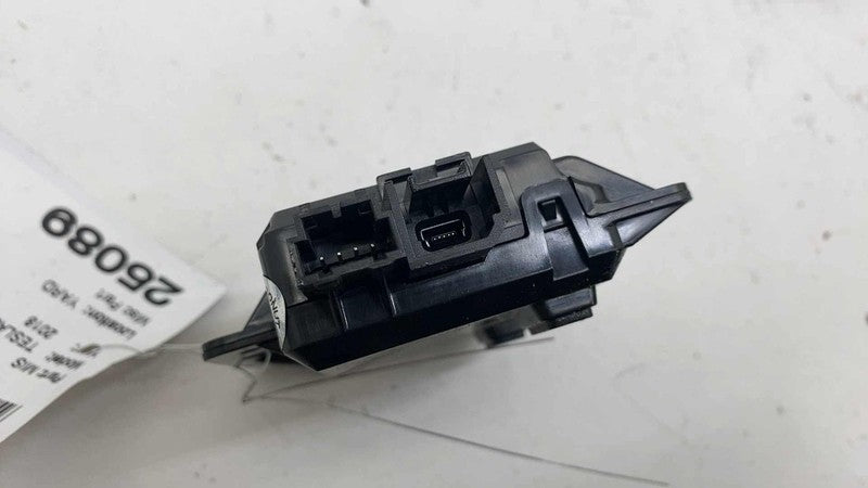 ⭕ 17-23 Tesla Model 3 Center Console Front USB Hub Charger Module 1093