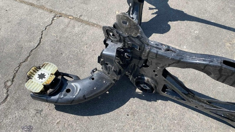 ⭕ 2019-2023 Audi e-Tron Rear Suspension Subframe Crossmember Cradle 4K
