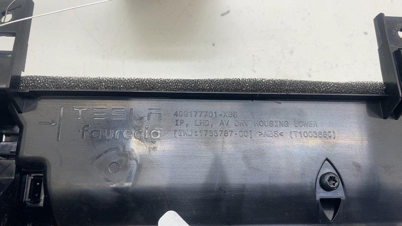 ⭕2024 2025 Tesla Model 3 Driver Side Instrument Panel Air Vent Left 17