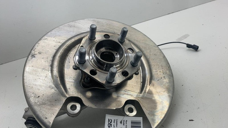 ⭕ 24-25 Model 3 M3 Rear Left Spindle Knuckle Hub & Dust Shield RWD 134
