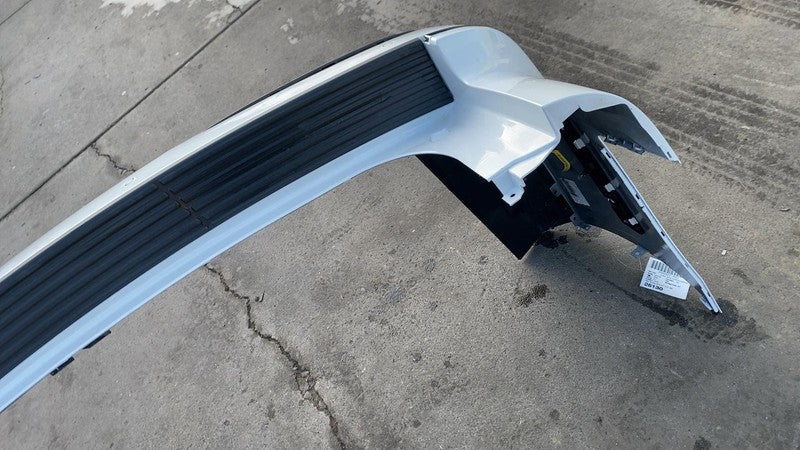 ⭕ 2018 2019 2020 2021 Lincoln Navigator Rear Bumper Cover Panel White 