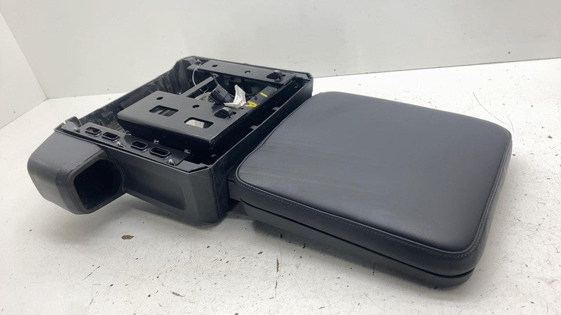 ⭕ 2022 Rivian EDV700 Fold Down Passenger Jump Seat + Cupholder & Seatb