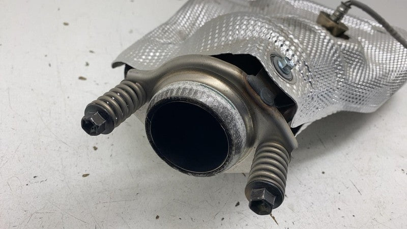 ⭕ 2023-2024 Toyota Prius 2.0L Exhaust Manifold w/ Heat Shield Assembly