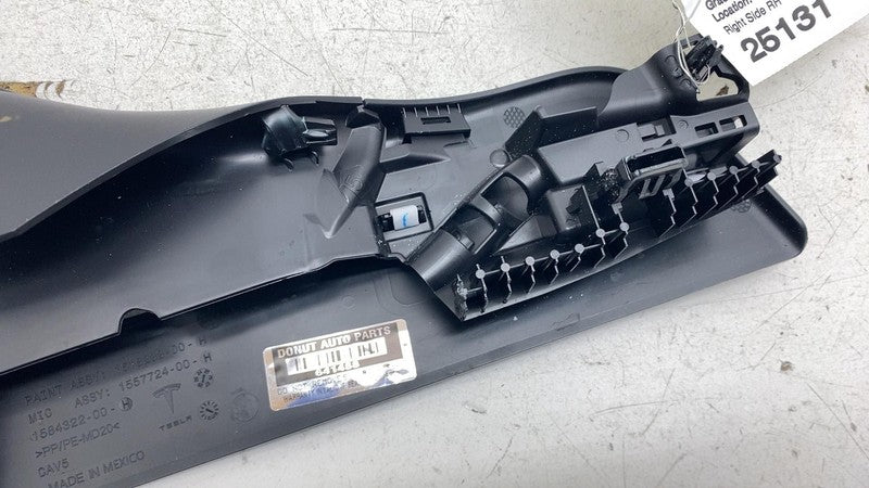 ⭕ 25-26 Model Y Front Passenger Seat Inner Trim Cover Panel Right 1618