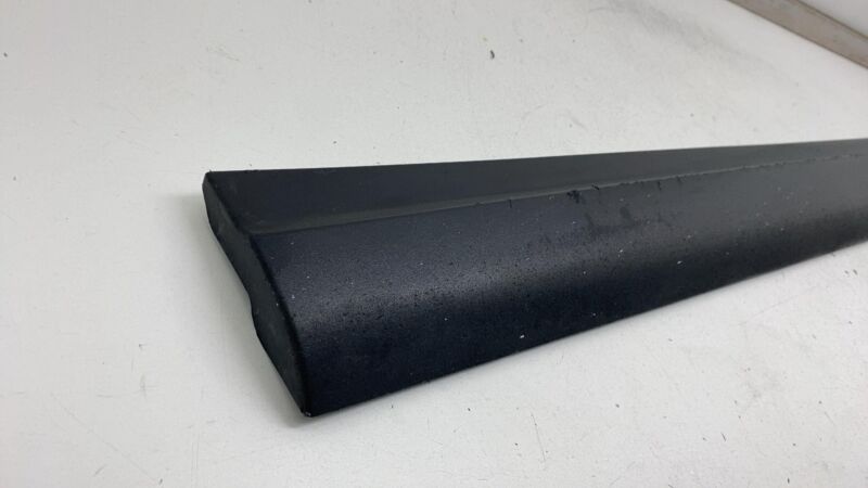 670035236 ⭕17-20 Maserati Levante Front Driver Side Door Lower Molding Trim Left 670035236