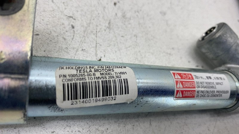 100526500B 2012-2015 Tesla Model S Front Right Seat Belt Outboard Lap Pre-Tensioner RH Assy