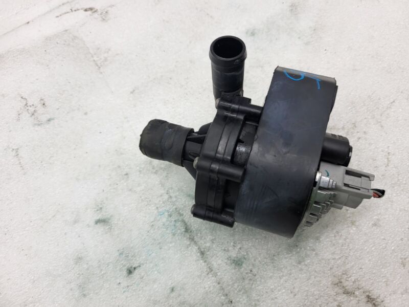 2012-2015 Tesla Model S MS Auxiliary Water Coolant Battery Cooling Pump Assembly